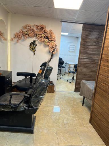 عکس سالن تخصصی رنگ و کراتین عاطفه فرزیانی 