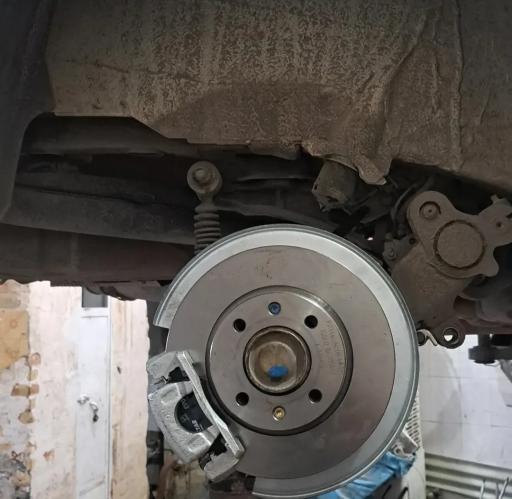 عکس جلوبندی برادران دادزادی