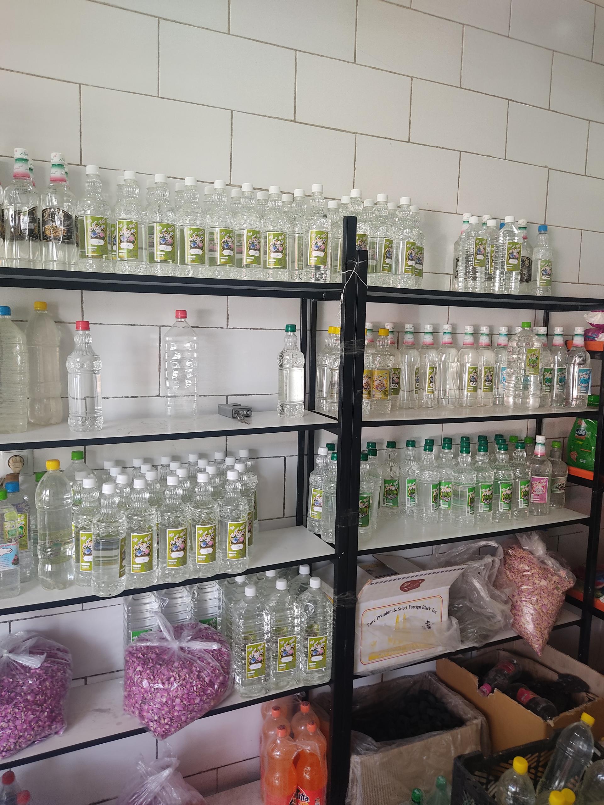 عکس گلاب و عرقیات گیاهی عطاران گل