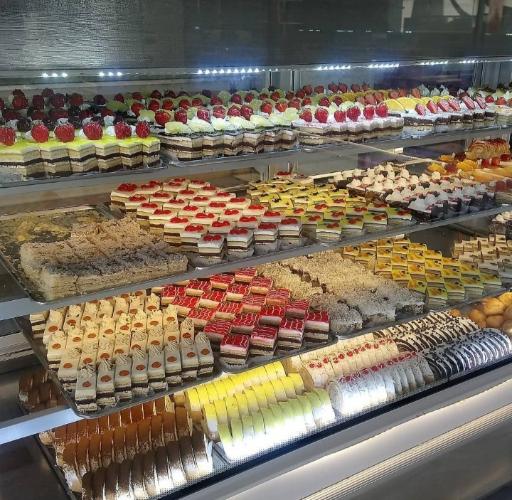 عکس شیرینی گل لاله ۲