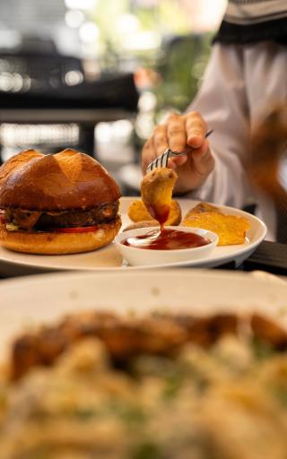 عکس کافه رستوران الف