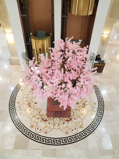 عکس مجتمع تجاری الماس کریمخان