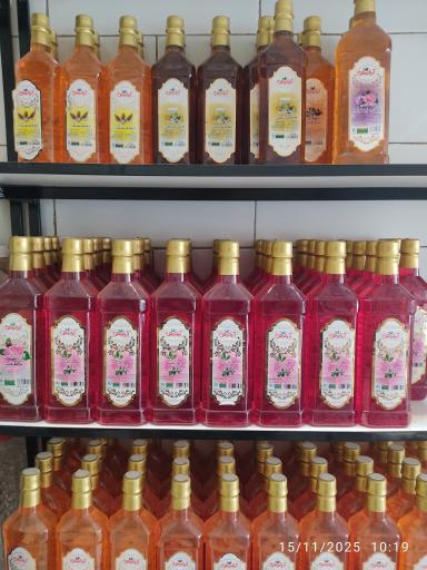 عکس گلاب و عرقیات گیاهی عطاران گل