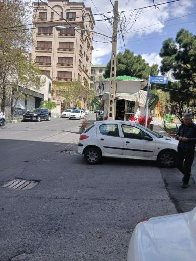 عکس کیوسک گل فروشی