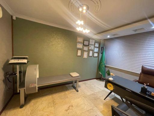 عکس فیزیوتراپی هیرو