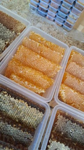 عکس عسل فروشی صددرصد هادی صادقی