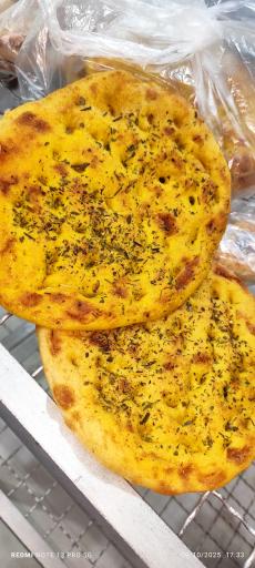 عکس نانوایی خانواده کرمانج