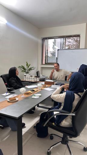 آموزشگاه فنی و حرفه ای منوری و کاریابی ونداد 