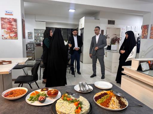 عکس آموزشگاه فنی و حرفه ای منوری و کاریابی ونداد 