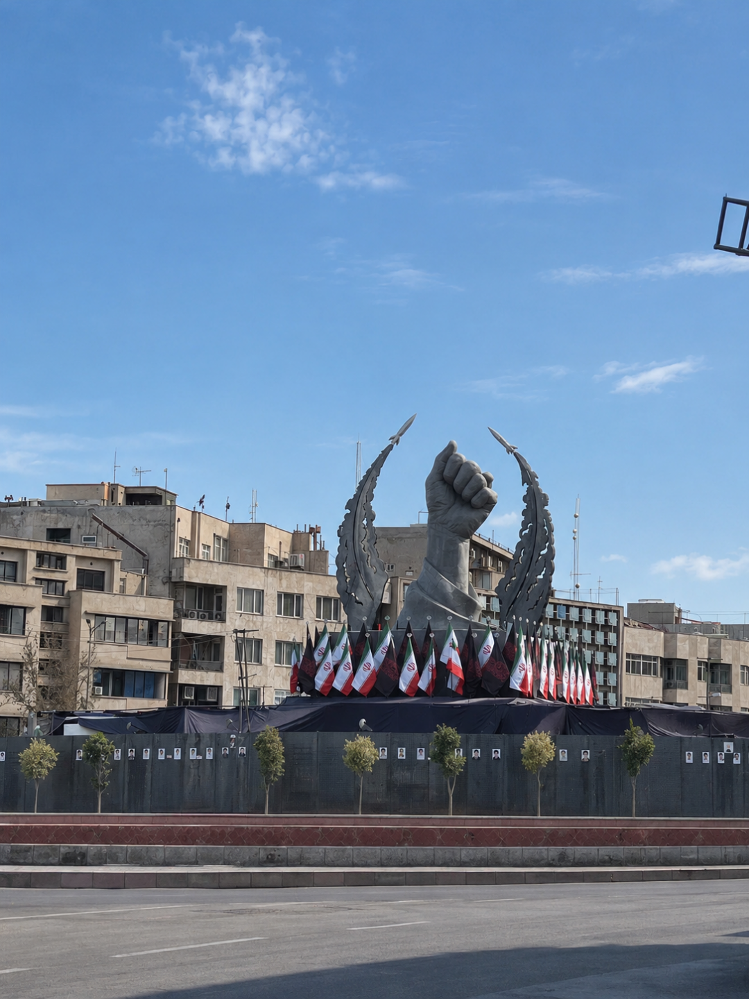 عکس میدان انقلاب