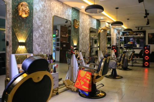 عکس آرایشگاه بزرگسال و کودک آلفا