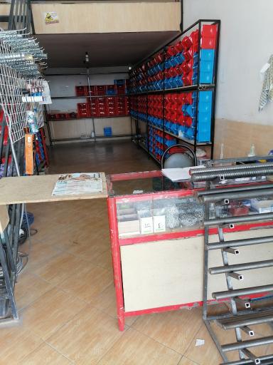 عکس پیچ و مهره فروشی عمادی