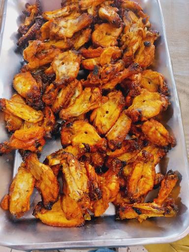 عکس مرغ کنتاکی و پیتزا مزه