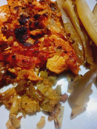 عکس مرغ کنتاکی و پیتزا مزه