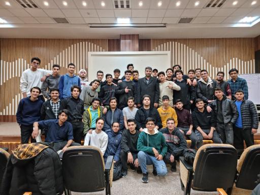 عکس دبیرستان استعدادهای درخشان شهید هاشمی نژاد ۵ دوره دوم