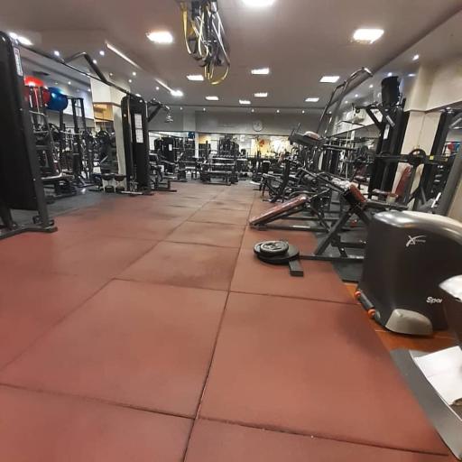 عکس باشگاه بدنسازی همیلا