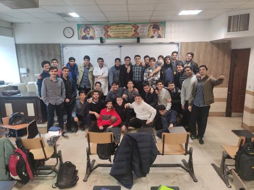 عکس دبیرستان استعدادهای درخشان شهید هاشمی نژاد ۵ دوره دوم