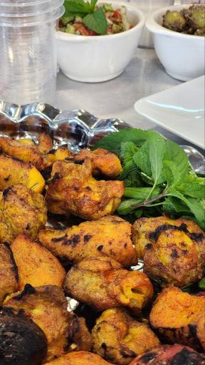 رستوران چیکا
