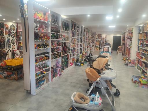 عکس شرکت پخش اسباب بازی طلوع