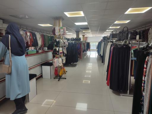 عکس فروشگاه و تولیدی پوشاک میلاد