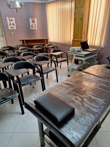 عکس آموزشگاه فنی و حرفه ای آزاد ماساژ تسکین