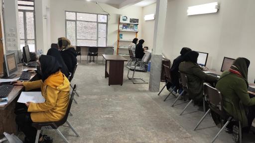 عکس موسسه گنجینه علوم آراد خراسان (اخذ دیپلم)