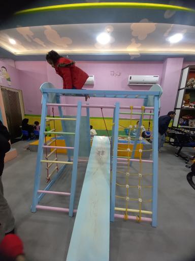 عکس خانه بازی دلوین