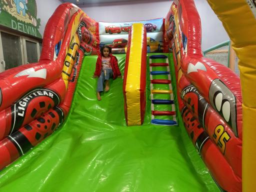 عکس خانه بازی دلوین