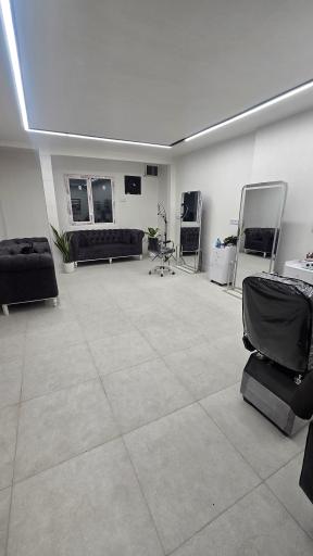 عکس آموزشگاه زیبایی و آرایشی درخشان بانو