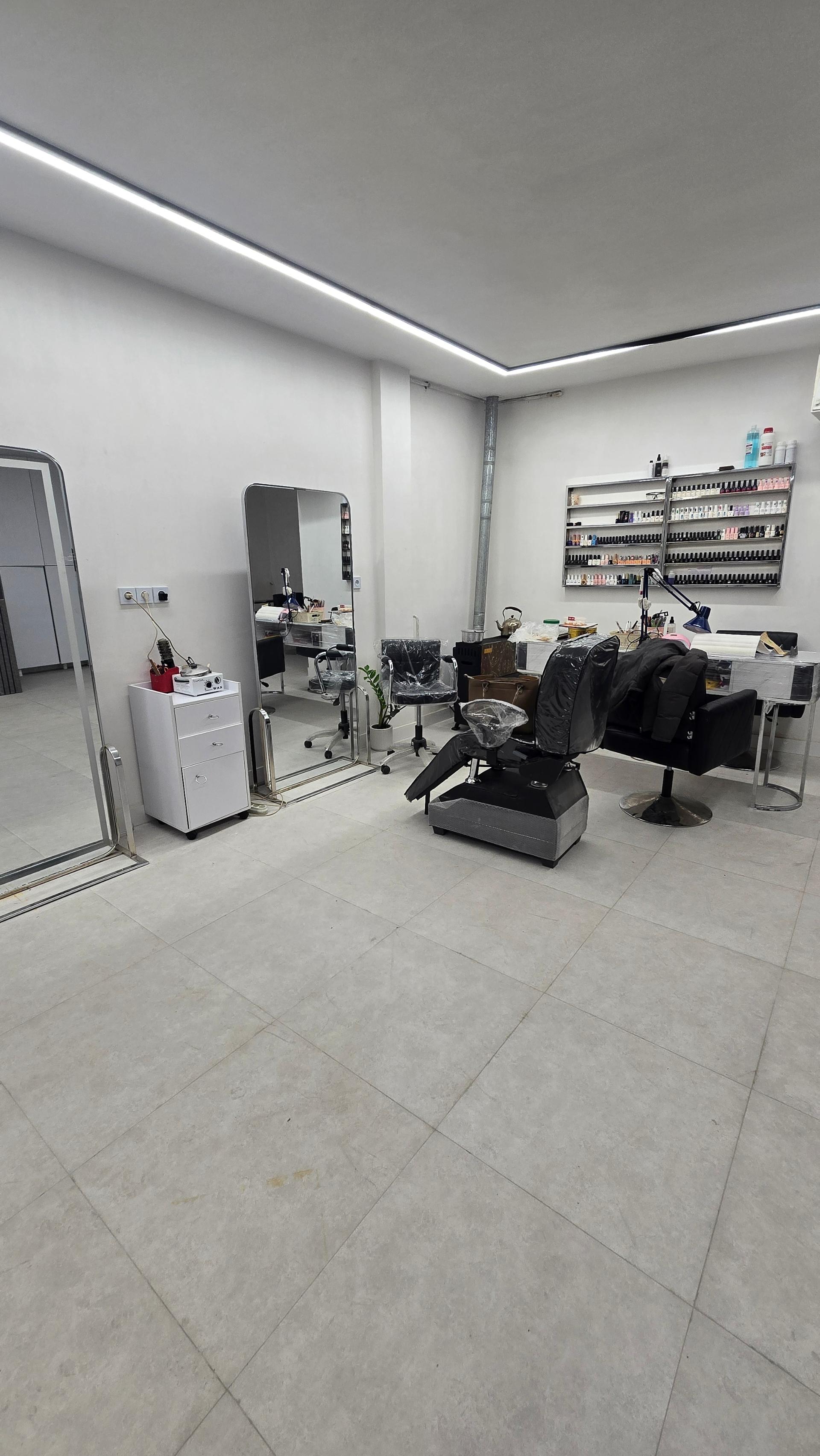 عکس آموزشگاه زیبایی و آرایشی درخشان بانو