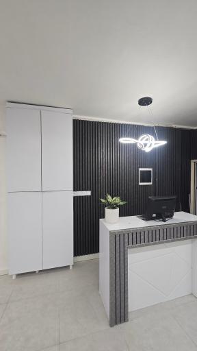 عکس آموزشگاه زیبایی و آرایشی درخشان بانو