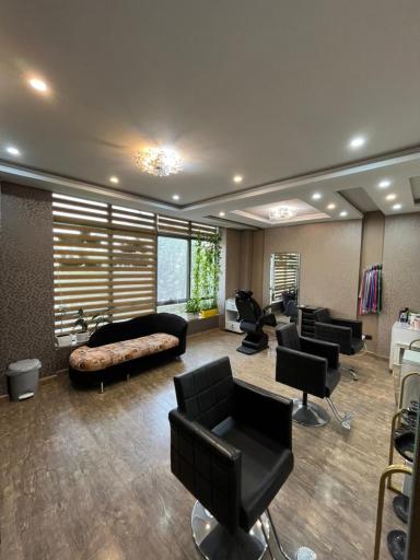 عکس آرایشگاه زنانه ویان