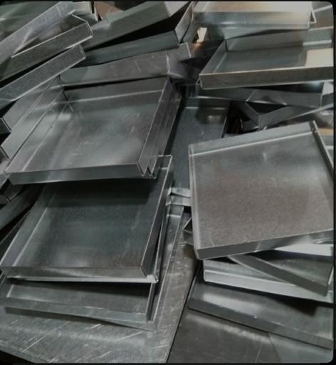 عکس خم و برش پیرهادی (خدمات ورق آهن)