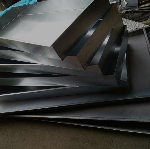 عکس خم و برش پیرهادی (خدمات ورق آهن)