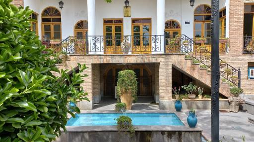 عکس خانه فراغت (عمارت دبیرالملک)