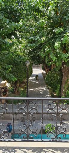 عکس خانه فراغت (عمارت دبیرالملک)