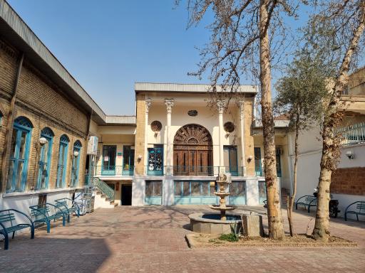 عکس خانه فراغت (عمارت دبیرالملک)