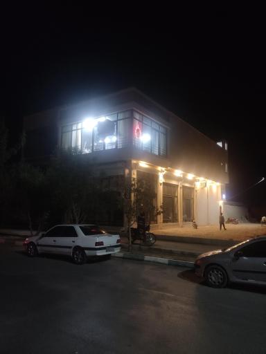 عکس کافه بیلیارد بلک