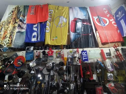 عکس فروشگاه تزئینات و یدکی مصطفی