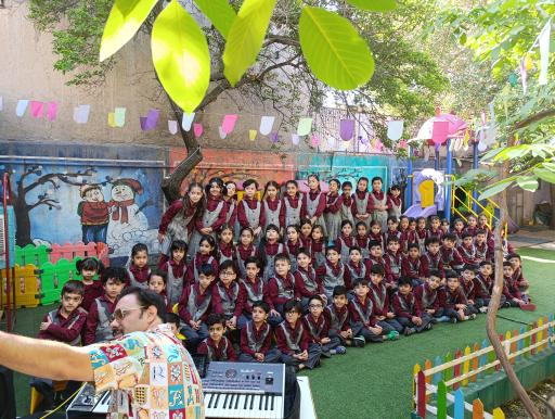 پیش دبستانی نمونه تبارک