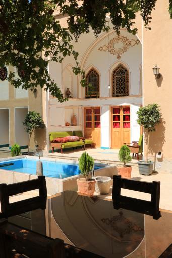 عکس هتل سنتی یاس
