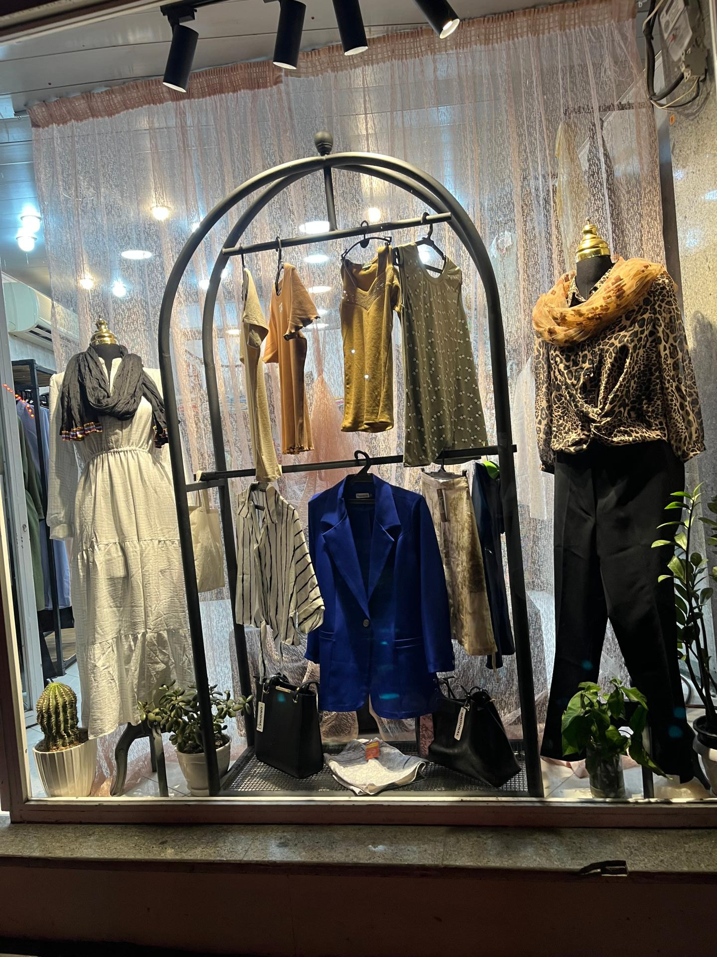 عکس پوشاک پناه