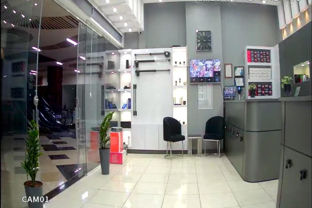 عکس آریا بازرگان بیشاپور