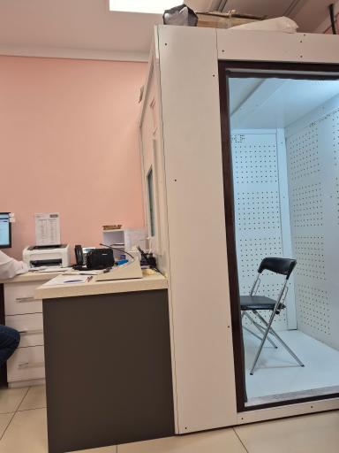 عکس سمعک بیمارستان نیکان سپید