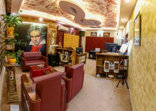 عکس استودیو صدابرداری بتهوون