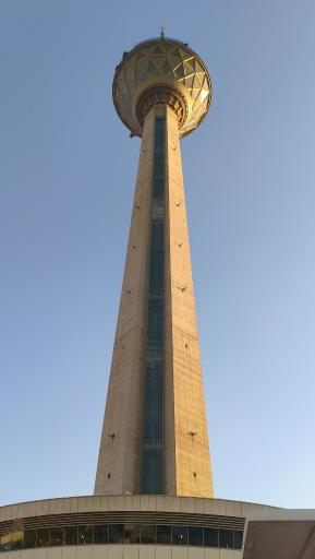 عکس برج میلاد 