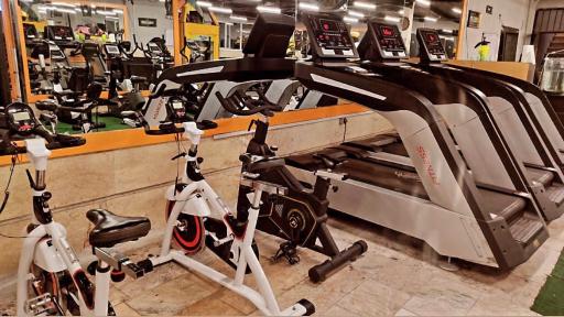 عکس باشگاه ورزشی سینرژی