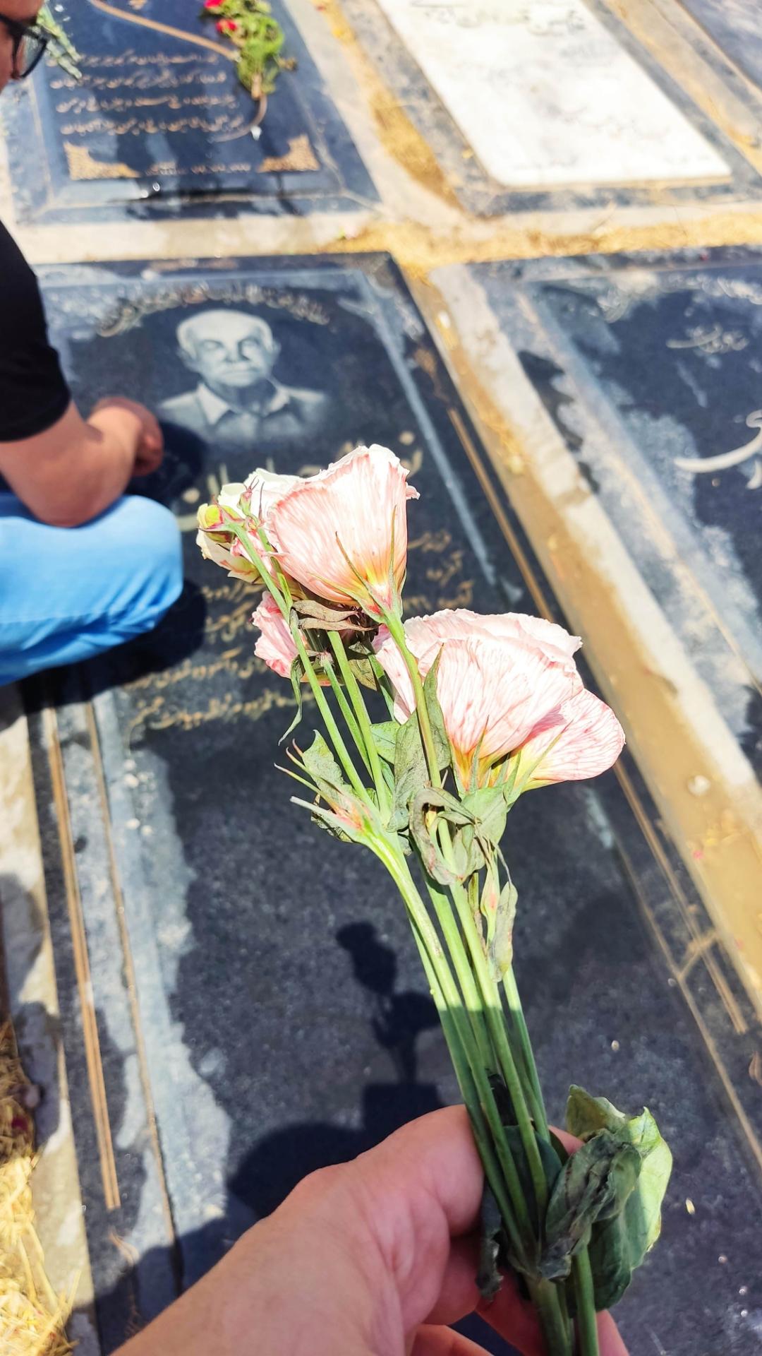 عکس آرامگاه نصرالله جباریان فرد خمسه