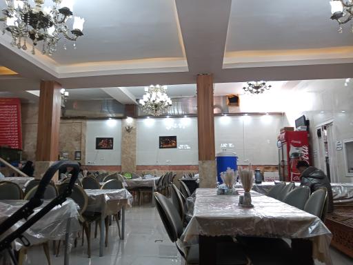 عکس رستوران بهار هشتم