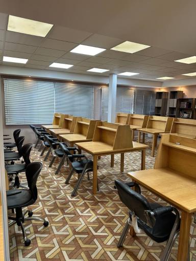 سالن مطالعاتی دخترانه فارابی (کنکور و دانشگاه)